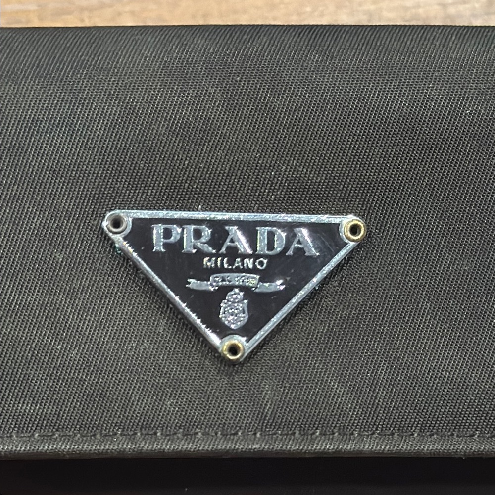 Prada Tri-Fold Key Case (Black) - Picture 5 of 12